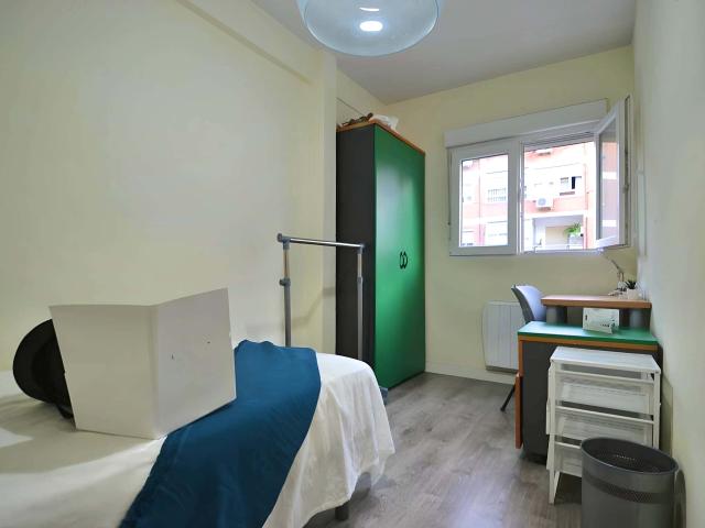 Habitación en alquiler en Juan de la Cierva, Getafe