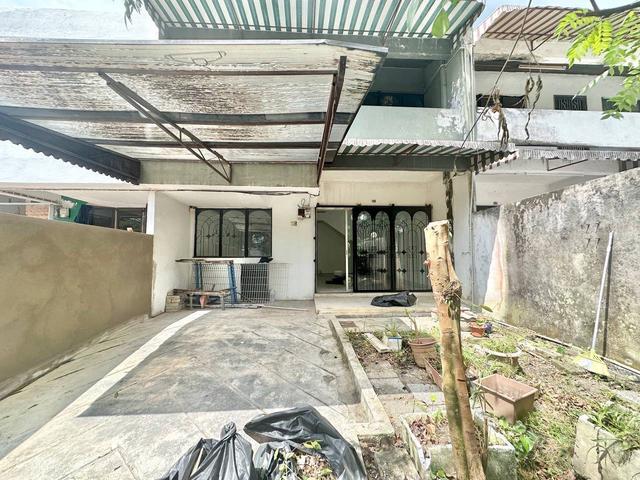 Terraced House for sale in Langat, Selangor