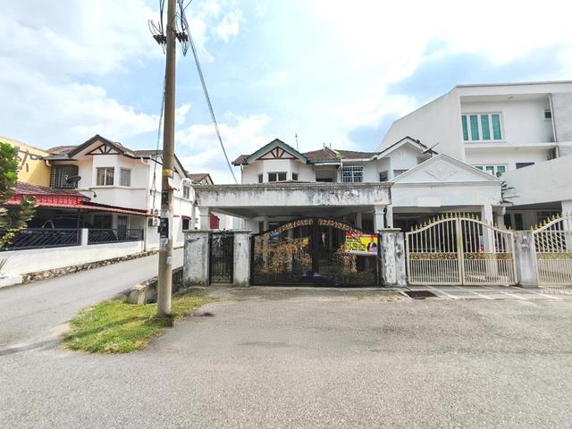 Terraced House for sale in Country Heights Damansara, Kuala Lumpur
