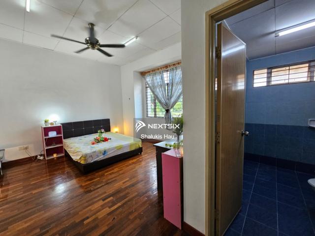 Shop for rent in Petaling, Alam Impian