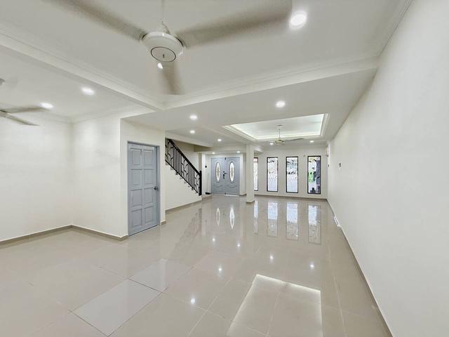 Terraced House for sale in Country Heights Damansara, Kuala Lumpur