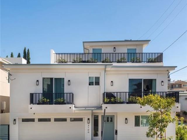 Townhouse for sale in Redondo Beach, California