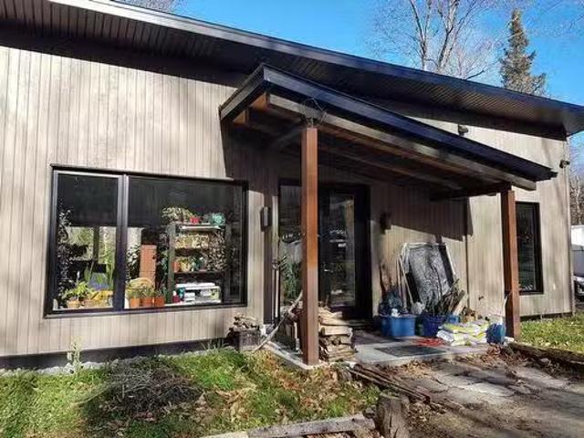House for rent in Laurentides, Quebec