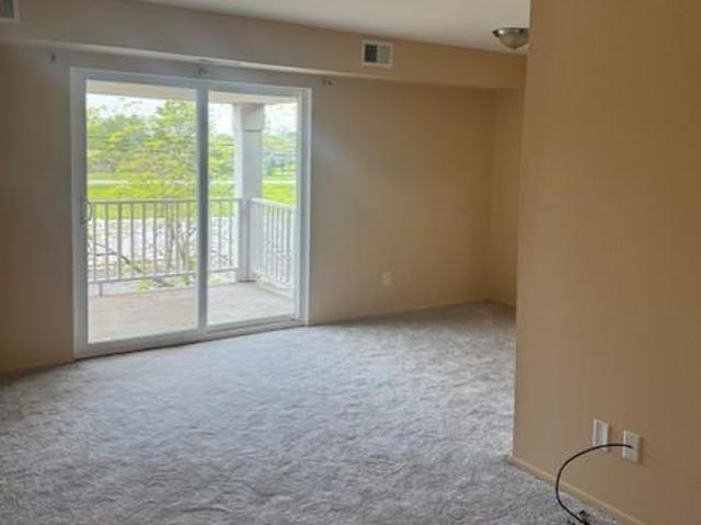 Condo for sale in Trenton, Michigan