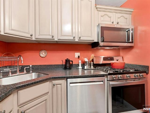 Property for sale in Fort Lee, Bergen County