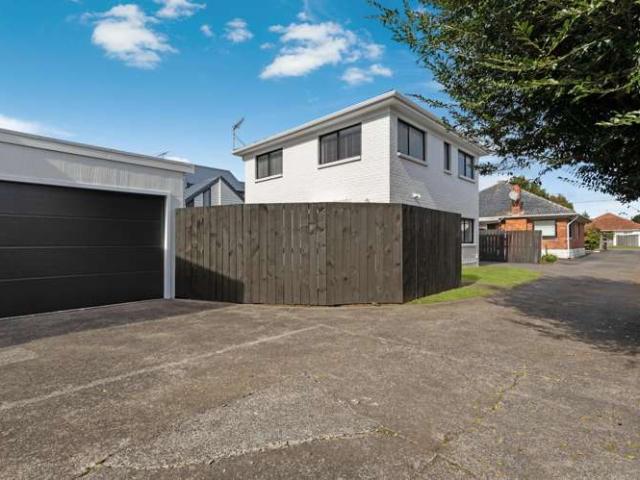 House for sale in Hillersden