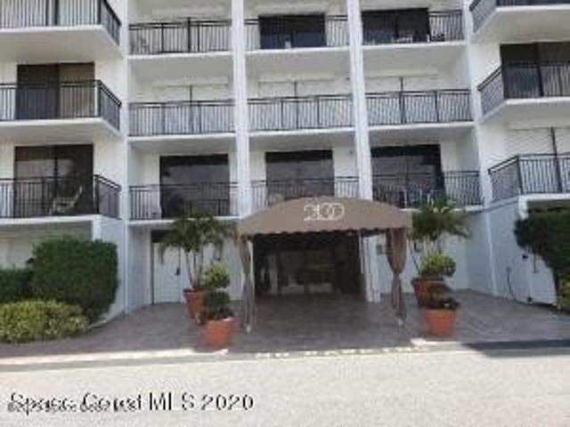 Condo for sale in Cocoa Beach, Brevard County