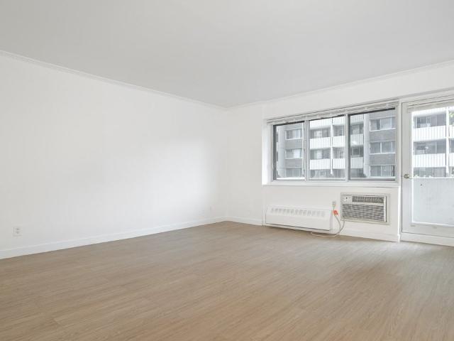 Apartment for rent in St. Leonard's, Quebec