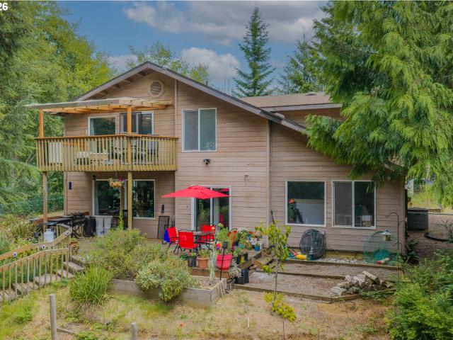 House for sale in Coquille, Coos County