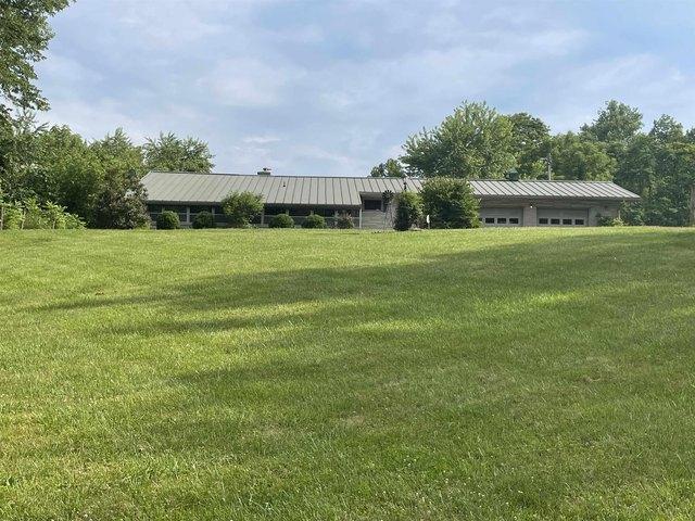 House for sale in Heltonville, Lawrence County
