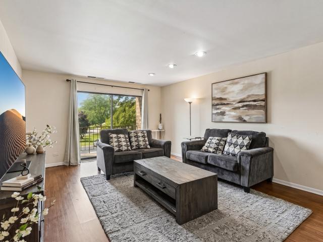 Condo for sale in Northbrook, Illinois