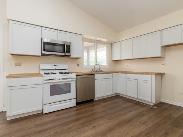 House for sale in Waukegan, Illinois