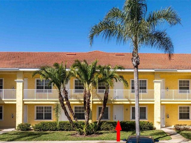 Condo for sale in Land O Lakes, Florida