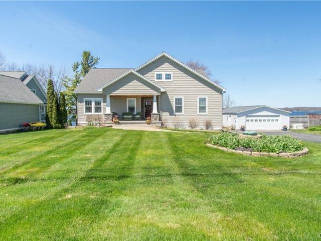 House for sale in Sackets Harbor, New York