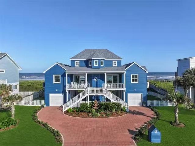 House for sale in Galveston