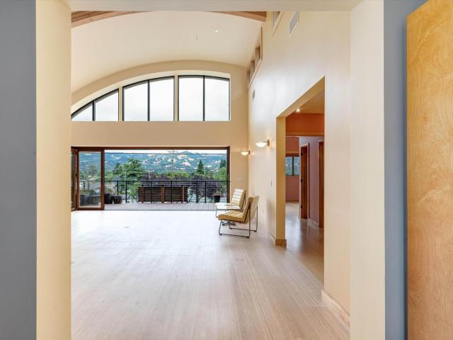 House for sale in Geyserville, California