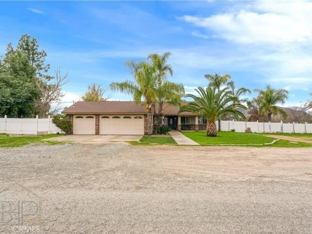 House for sale in Nuevo, California