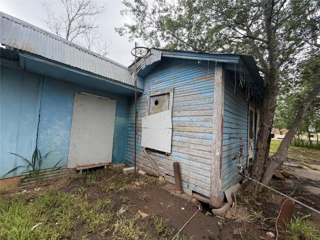 House for sale in Jourdanton, Texas