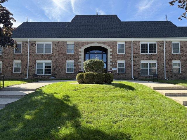Condo for sale in Grafton, Ozaukee County