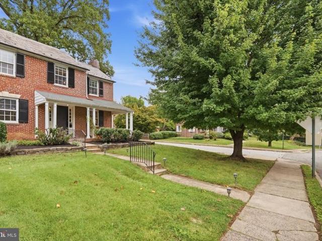 Townhouse for sale in Ardmore, Lower Merion Township