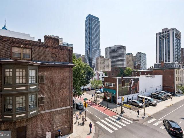 Condo for sale in Philadelphia, Pennsylvania