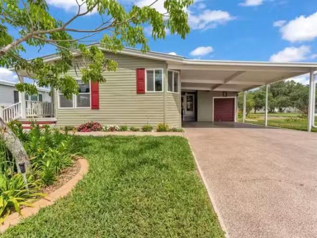 House for sale in Lakeland House for sale in Lakeland