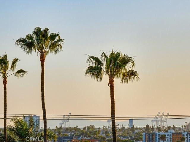 Condo for sale in Signal Hill, California