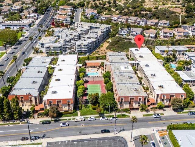Condo for sale in Signal Hill