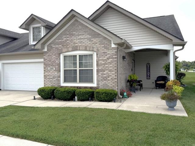 Condo for sale in Crawfordsville, Montgomery County