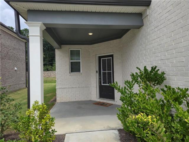 House for sale in Grayson, Georgia