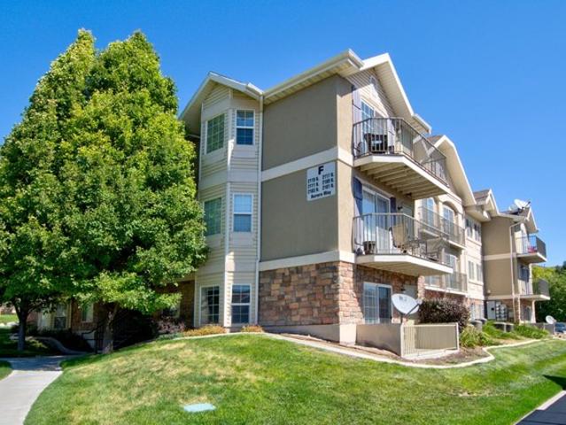 Condo for sale in Saratoga Springs, Utah