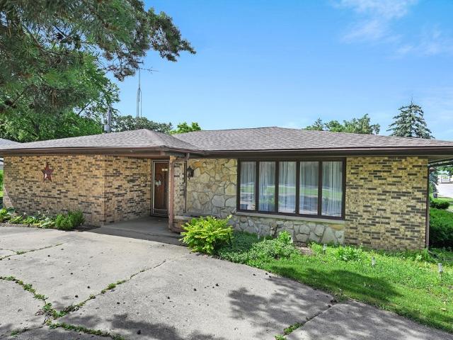 House for sale in Crest Hill, Illinois