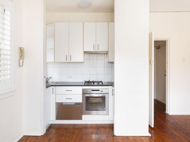 Apartment for rent in Edgecliff