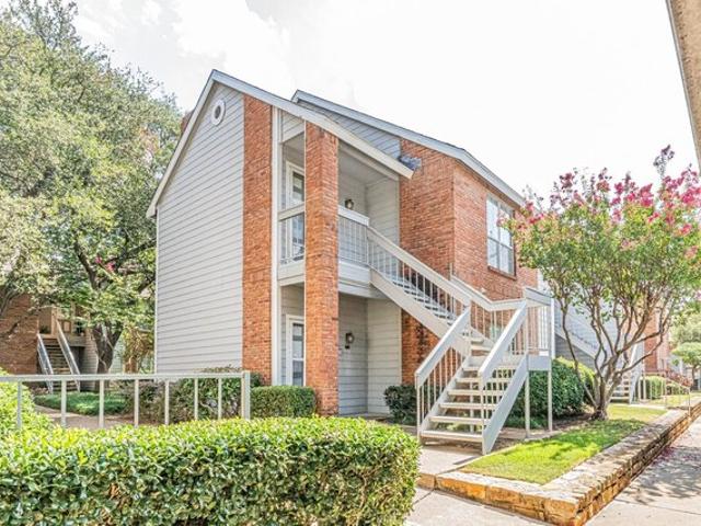 Condo for sale in Arlington, Texas