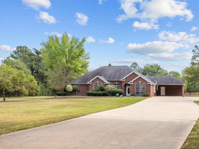 House for sale in Crockett, Texas