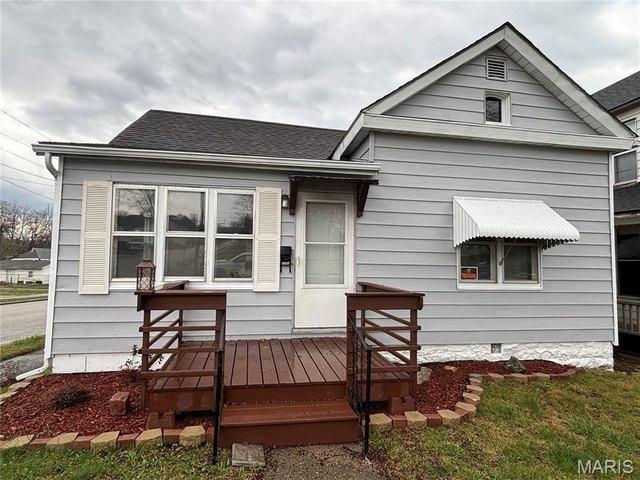 House for sale in Hannibal, Missouri