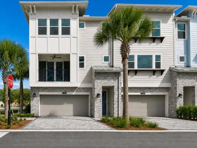 Condo for sale in New Smyrna Beach, Florida