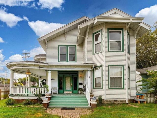 House for sale in Murphysboro, Illinois