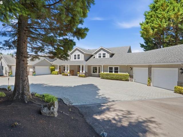 House for sale in Oregonia