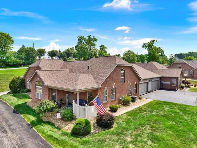 Condo for sale in Belle Vernon, Pennsylvania