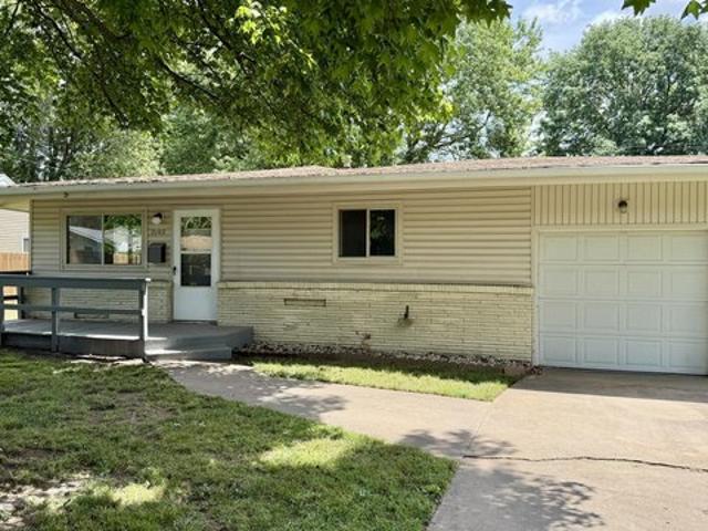 Townhouse for sale in Springfield, Missouri