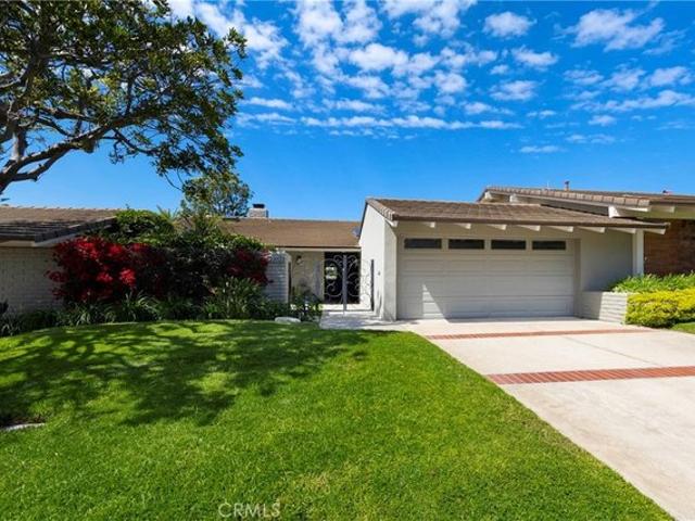 House for sale in Corona Del Mar, California