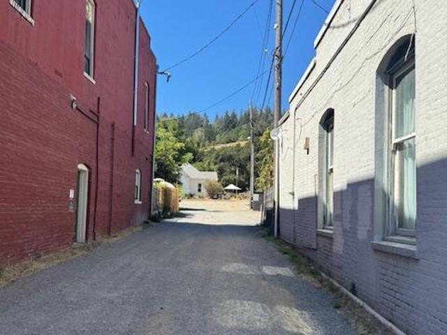 Land for sale in Geyserville, California