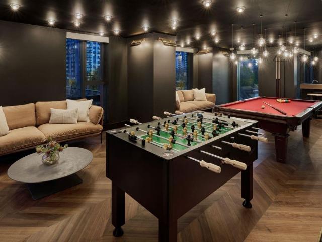 House for rent in Lower Robson, Vancouver
