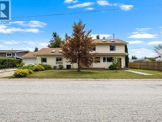 House for sale in Creston, British Columbia
