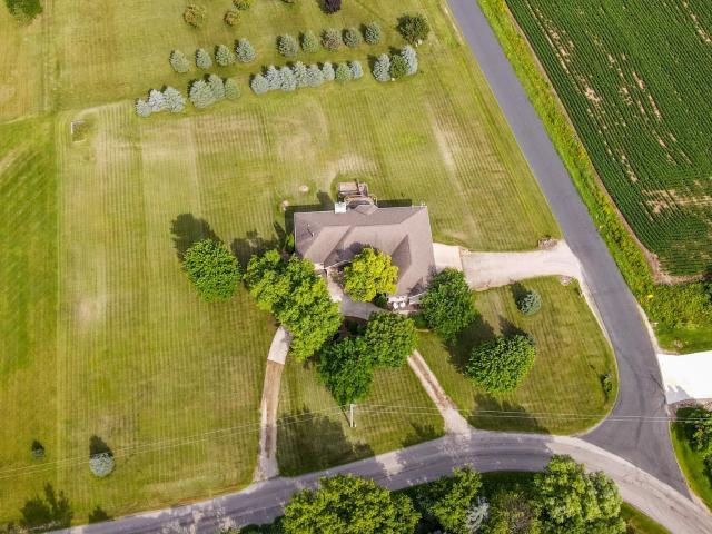 House for sale in Greenleaf
