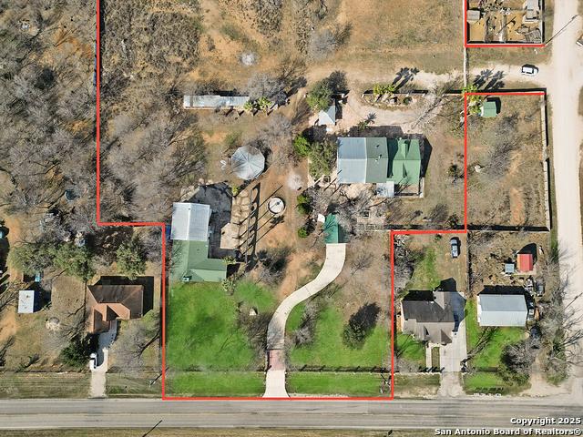 House for sale in Somerset, Texas