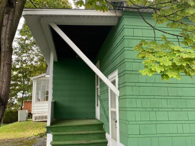 House for sale in Old Niskayuna, Town of Niskayuna