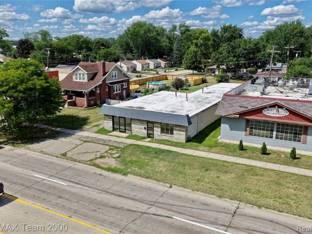 Commercial for sale in Taylor, Wayne County