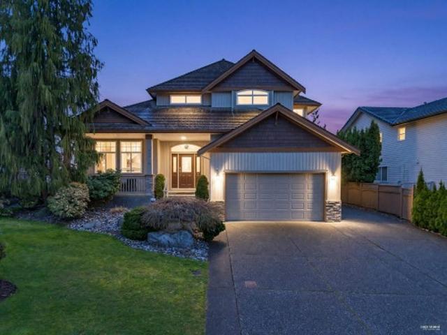 House for sale in Walnut Grove, British Columbia